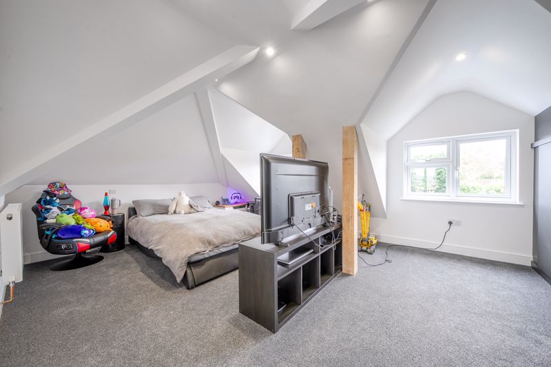 Bedroom- click for photo gallery